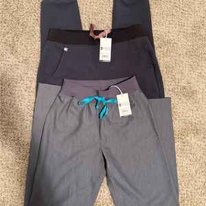 Figs Charcoal and Slate Scrub Pants Duo